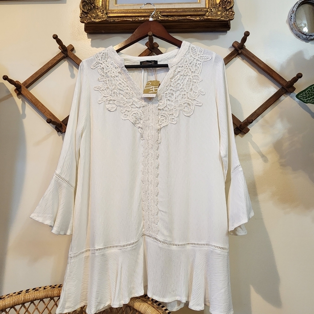 Suzanne Betro Tunic Blouse Cream White Medium NWT Crochet Lace Boho Bell Sleeve - Picture 10 of 16